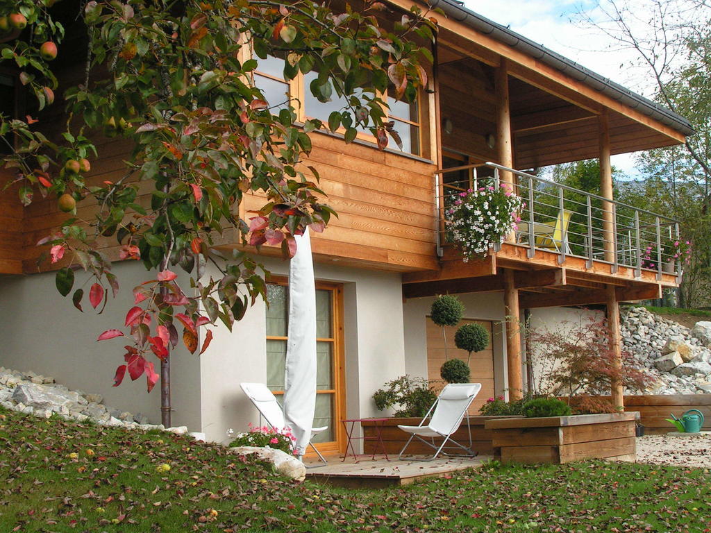 Les Perrelles Bed & Breakfast Bellecombe-en-Beauges Exterior foto